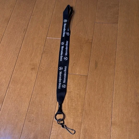 Mercedes Benz Black Lanyard - Picture 1 of 2